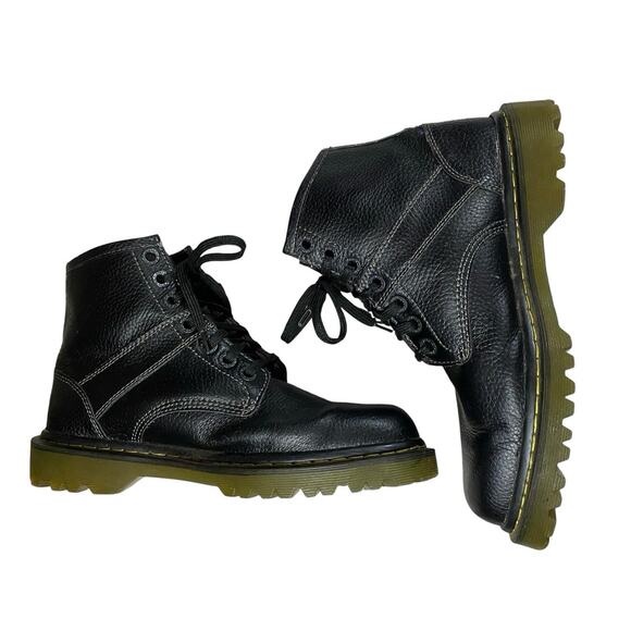 Dr. Martens Roseland Extra Tough Pebble Leather Boots - 9 main image 4